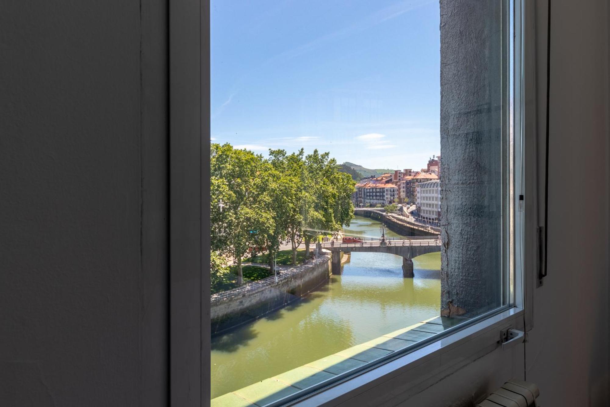 Apartamento Con Vistas A La Ria Bilbao Eksteriør billede